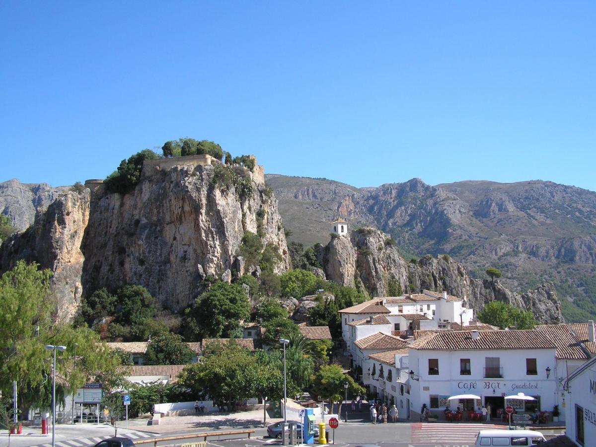 Apartamentos Serrella Rural Guadalest Benimantell Exterior foto